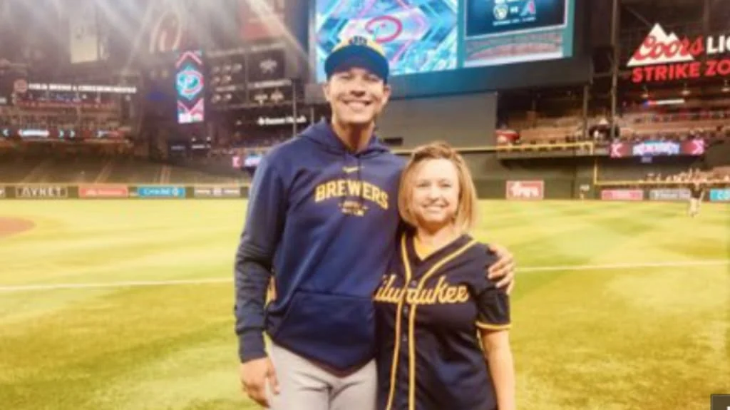 Perkins Reflects on First Mother's Day Without His Mother